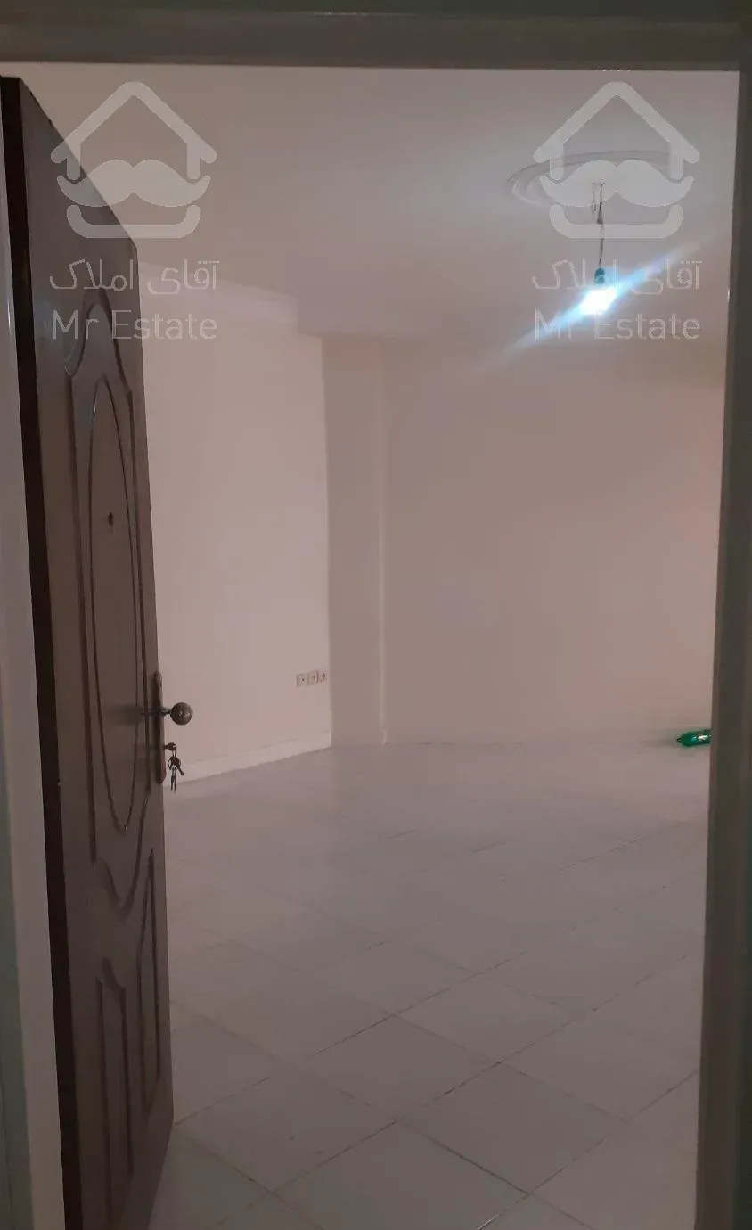 آپارتمان تک واحدی ۵۲ متر تخلیه آماده فروش