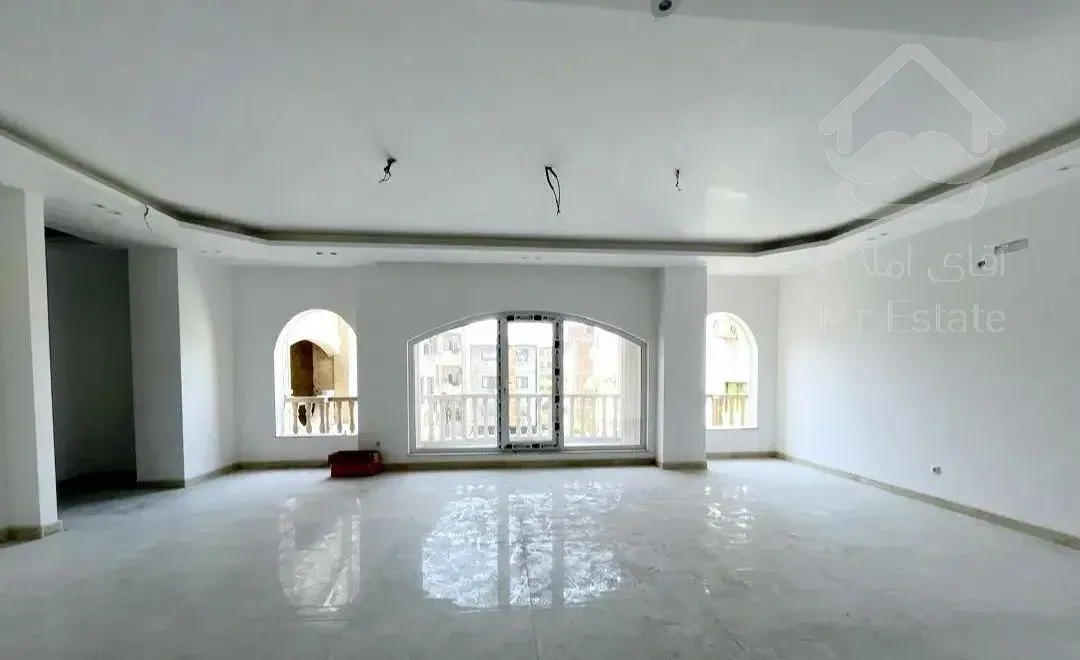 140متر شیک/کلید نخورده/3خواب/خ تهران