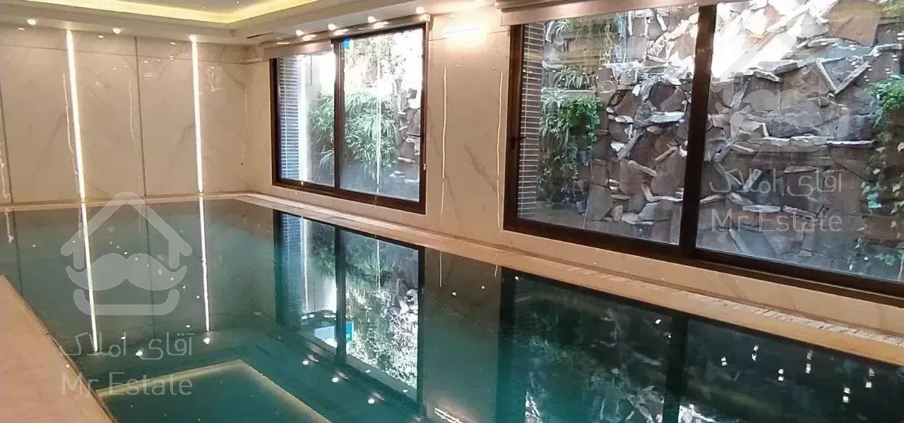 باغ فردوس ۳۰۰ متر مدرن *۷۰ متر تراس *