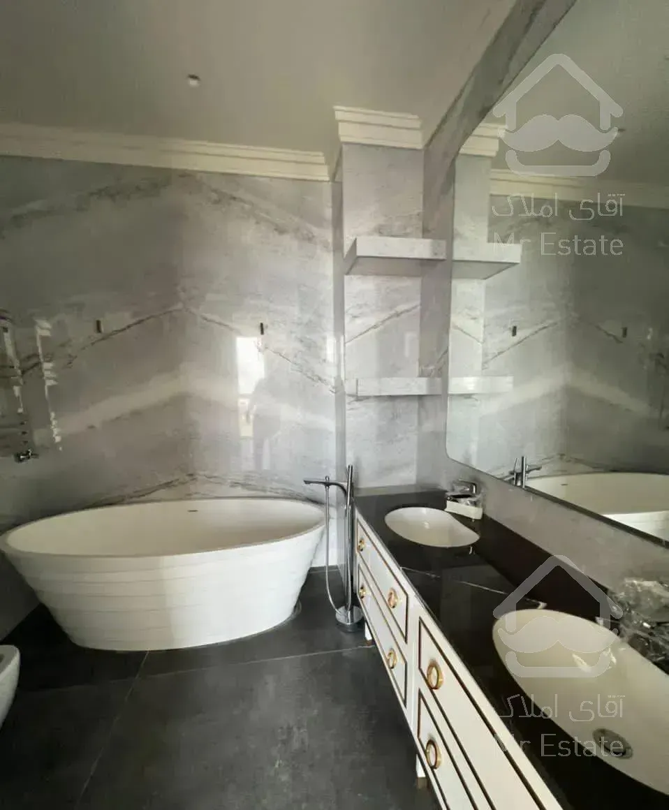 ولنجک پاگرد اختصاصی ۲۶۵متر ۴ خواب مستر، ۲۰متر تراس