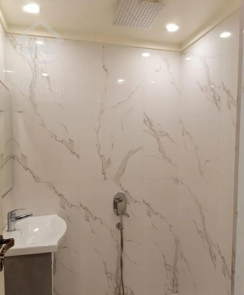 ۱۴۰متر یکساله سه خواب  خ ۱۵۴