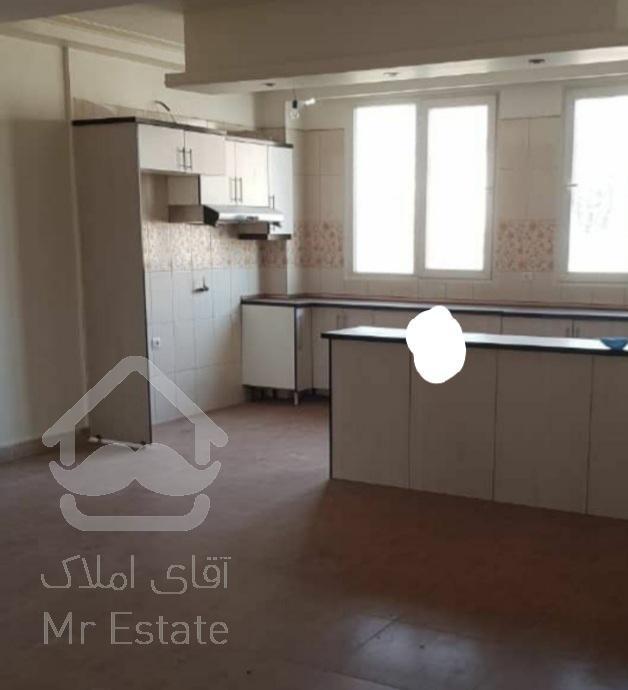 خرید و فروش آپارتمان ۸۰متری طبقه دوم از سه طبقه تکواحدی سروآزاد دریاچه چیتگر گلستان غربی