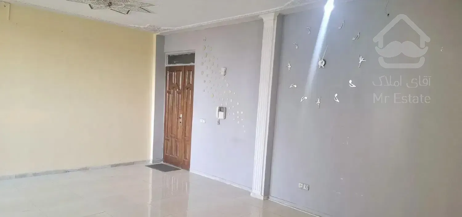 واحد ۸۳ متری فلکه اول گوهردشت