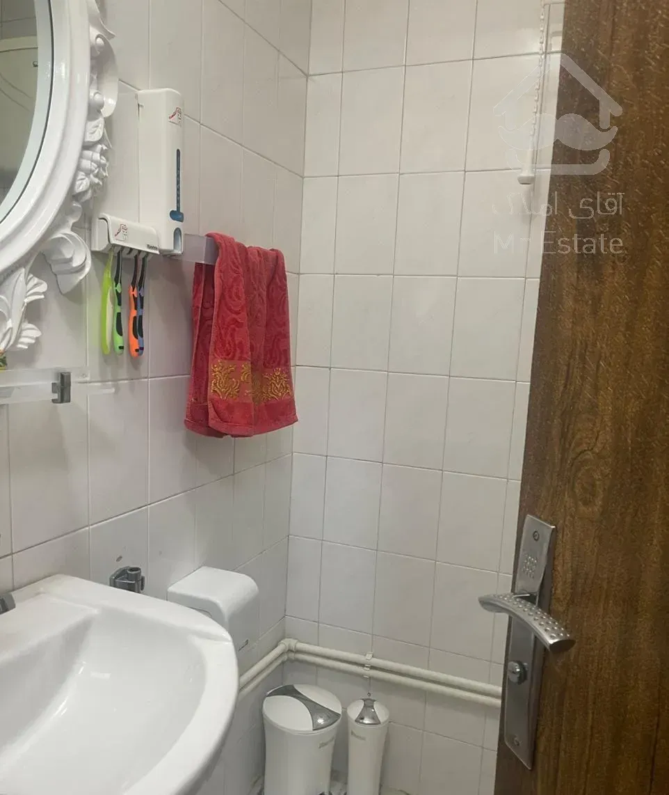 ۸۵متر با تراس۲خواب طبقه اول،حسینی