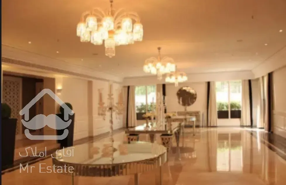 آپارتمان ۲۱۰ متری