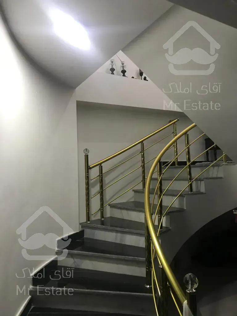 فروش ویلا آپارتمان سوپر لاکچری ۵۱۰متری در ۴طبقه/ساحلی