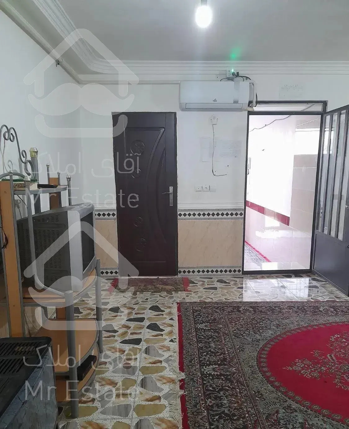 ویلا جنگلی دربست وصل به جنگل ورودخانه