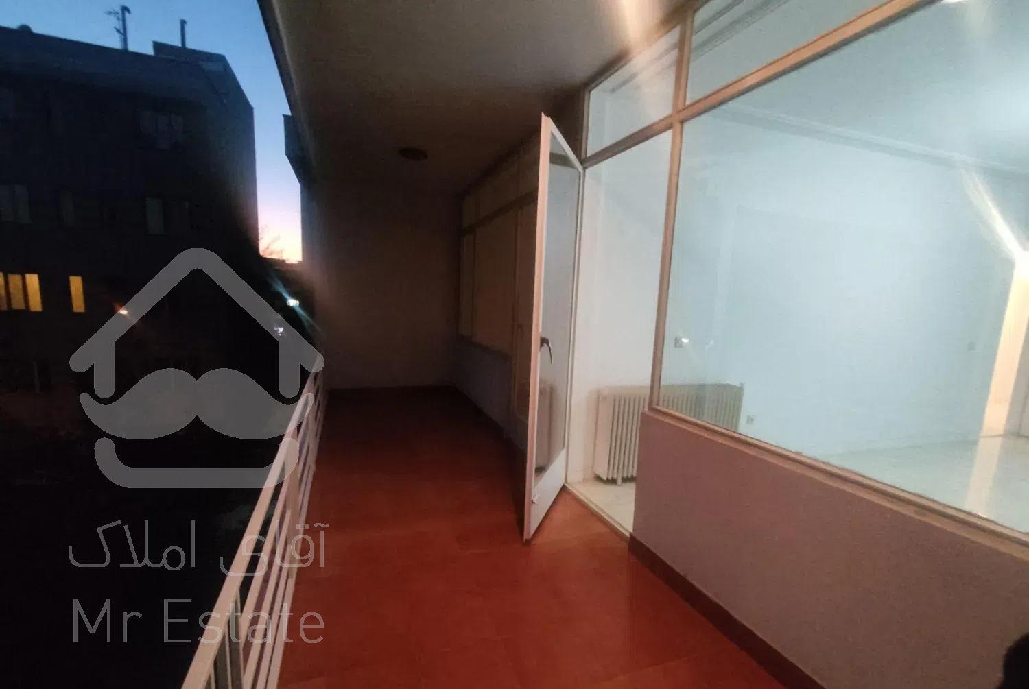 مطهری سنایی ۱۶۰ متر دو خوابه با بالکن سراسری