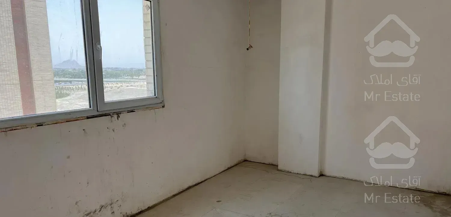 برج O1 آپارتمان ۱۱۳ متری خام شهید کشوری