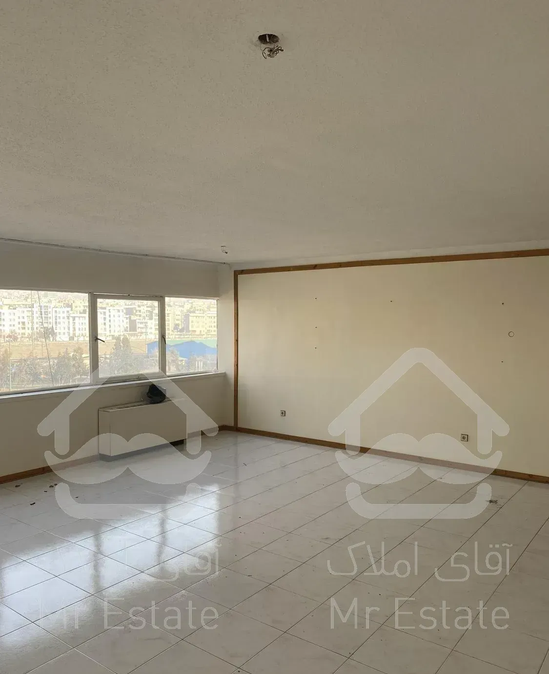 اکباتان رهن کامل ۱۴۶ متری ۳ خواب