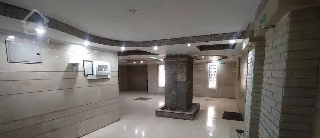 رهن آپارتمان ۸۰ متری ۲ خوابه در مهرآباد جنوبی