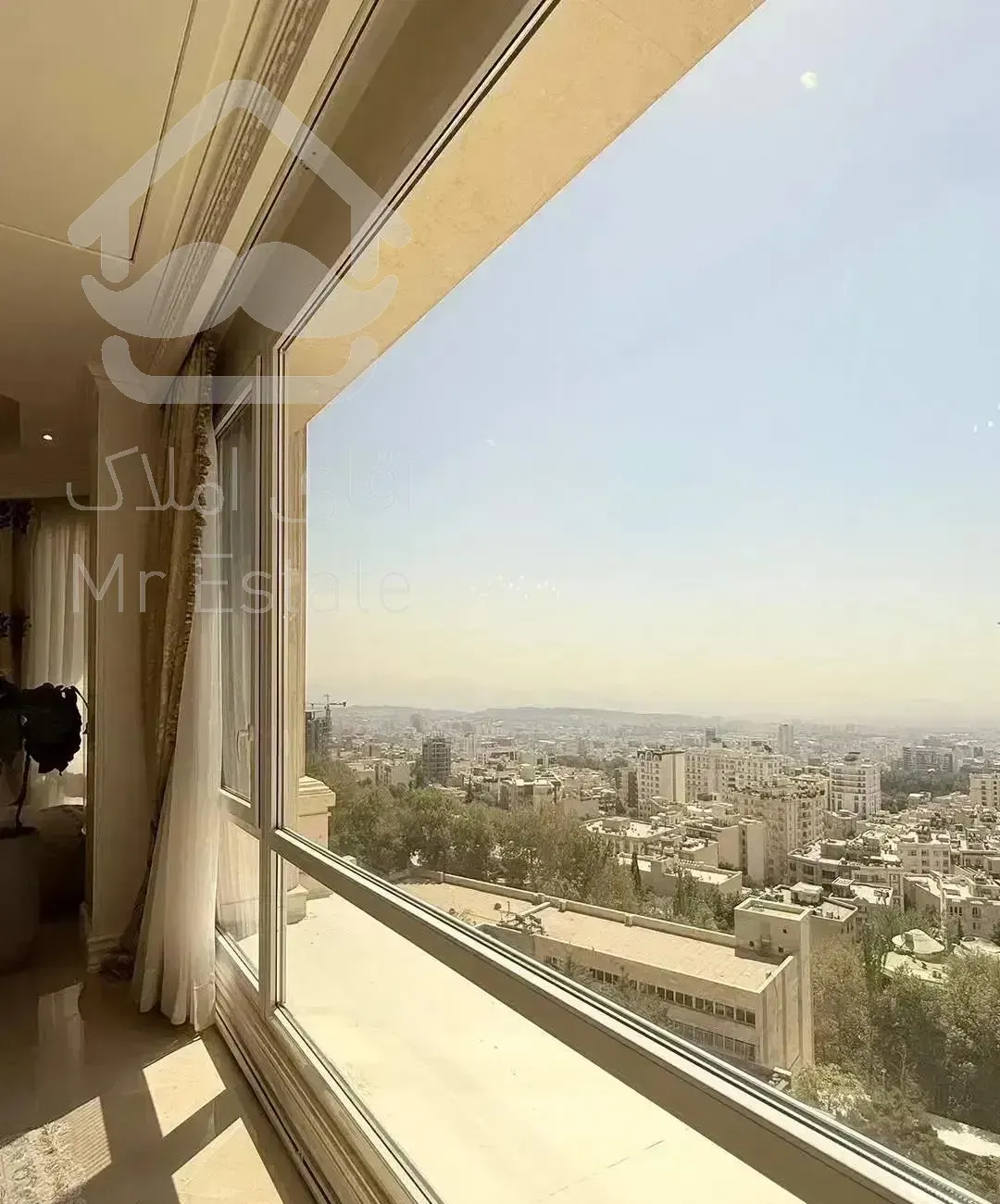 ۱۳۰ متر همانند پنت/ چشم انداز منطقه/ برج باغ برند