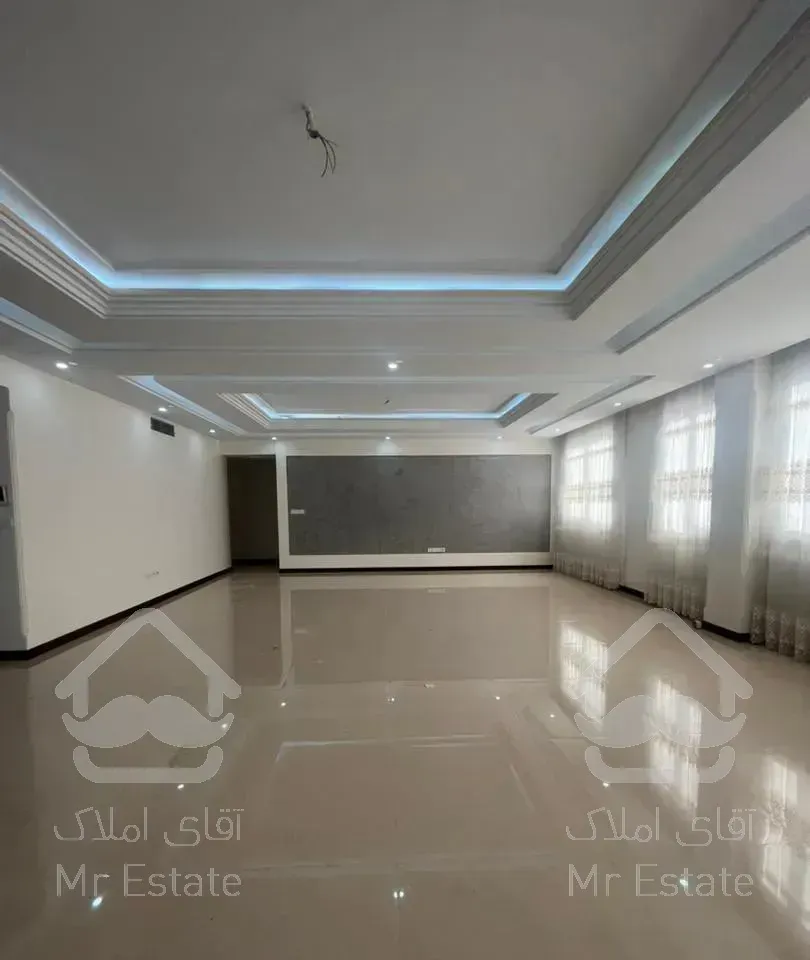 شهرک عقیق ،آپارتمان ۱۹۵ متری ، سه خوابه