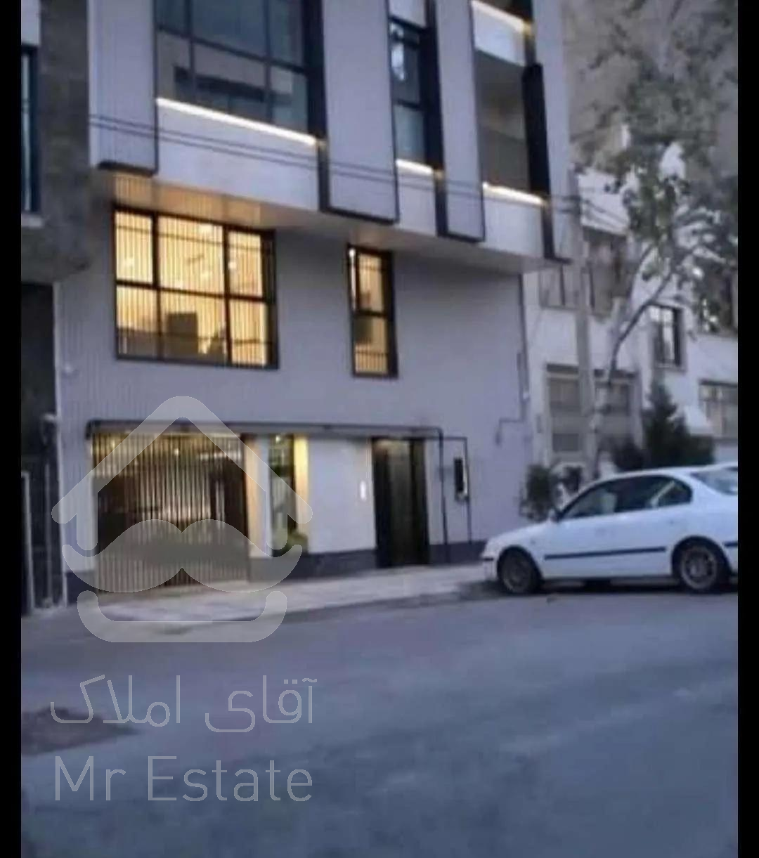 اپارتمان 297 متری/4 خواب/ 3 پارکینگ/ مشاعات ابی