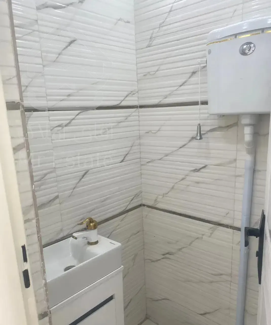 ۶۳ متر دو خواب  زیر قیمت منطقه کلید نخورده