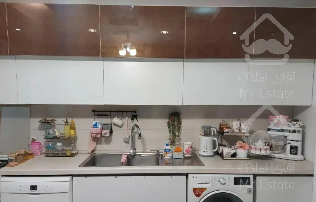 اپارتمان ۱۰۸ متری/دو خواب/ فول امکانات