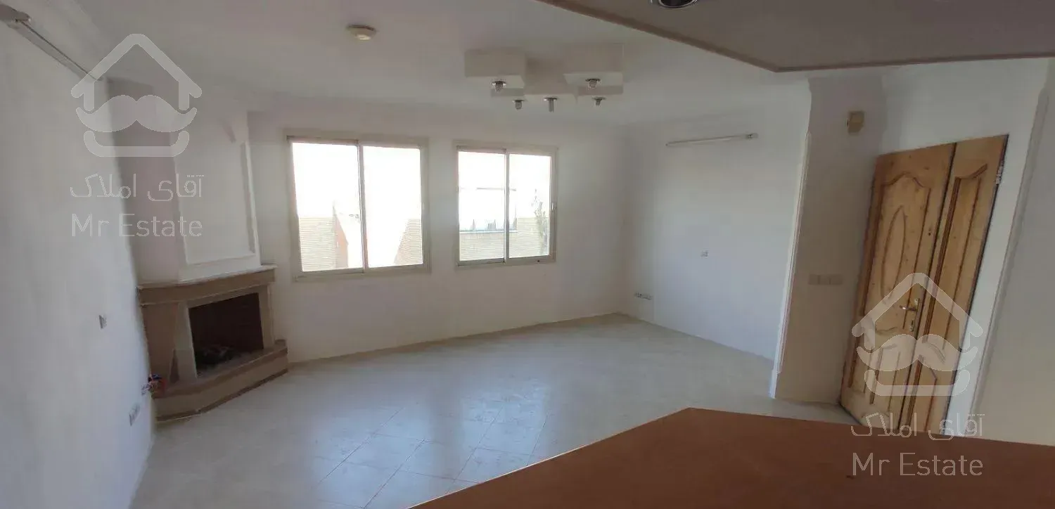 ۸۲متر.دوخوابه.حاشیه اندیشه