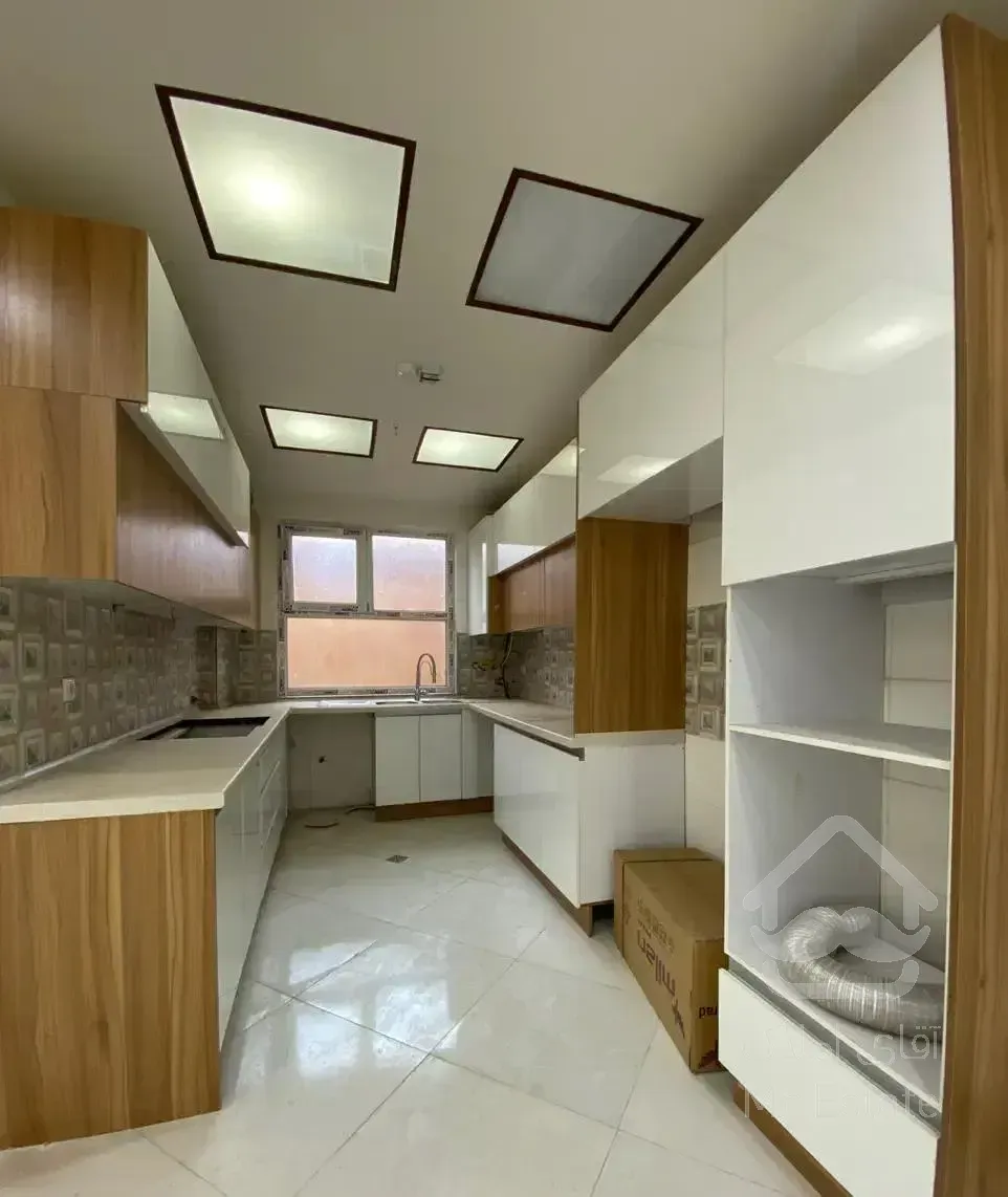 ۱۱۸مترسه‌خواب/دو‌ پارکینگه/محله‌ای دنج