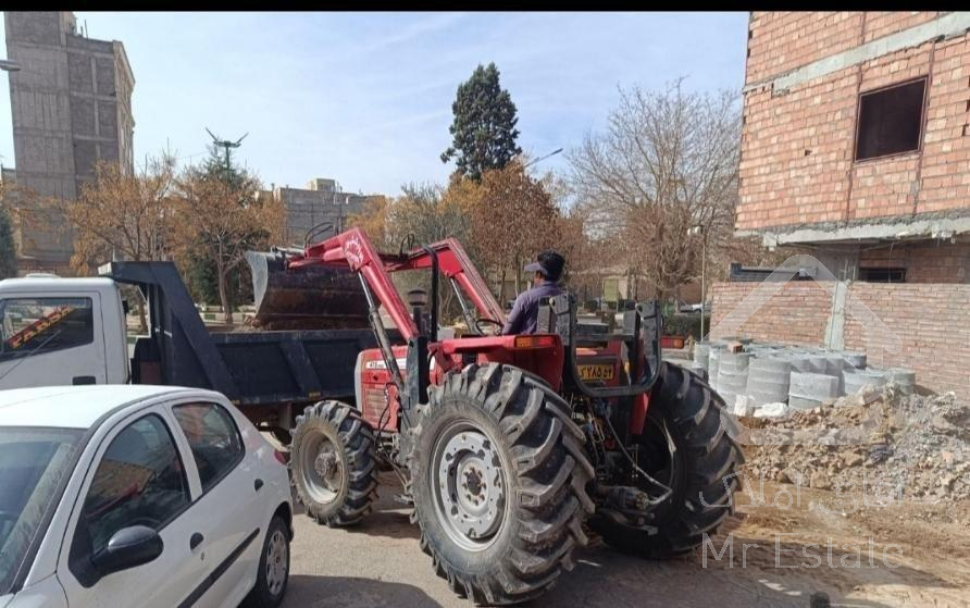 حمل نخاله های ساختمانی خاکبرداری با تراکتور وخاور