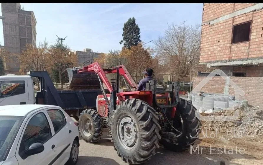 حمل نخاله های ساختمانی خاکبرداری با تراکتور وخاور