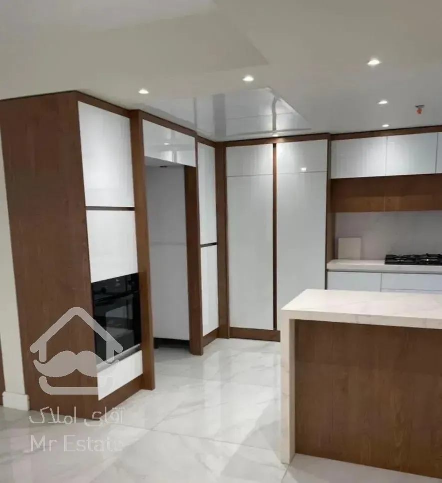 ۱۸۰متر/نوساز مدرن/دو پارکینگ باکس/تاپ لوکیشن