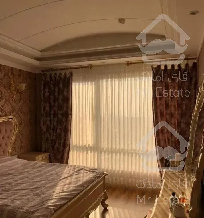 ۱۵۰متر۳خواب/۲پارکینگ/دونبش/سراسر‌پنجره/فول