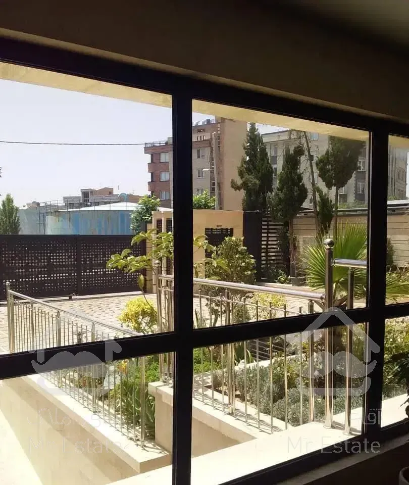 122متر/نوساز/نفت/2پارکینگ سندی/روبه آفتاب