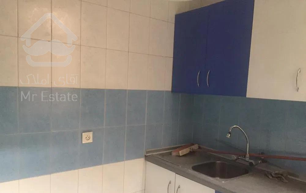 مطهری - خیابان جم - ۷۵ متر