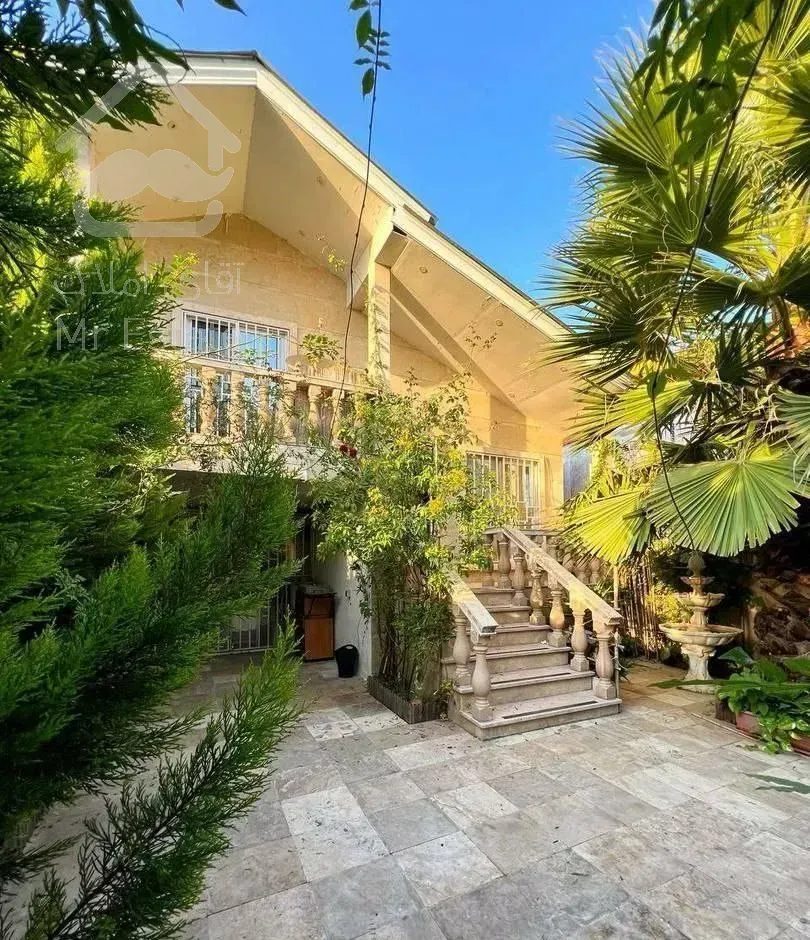 باغچه ویلا نیم پیلوت قیمت مناسب/حیاط سازی شده زیبا