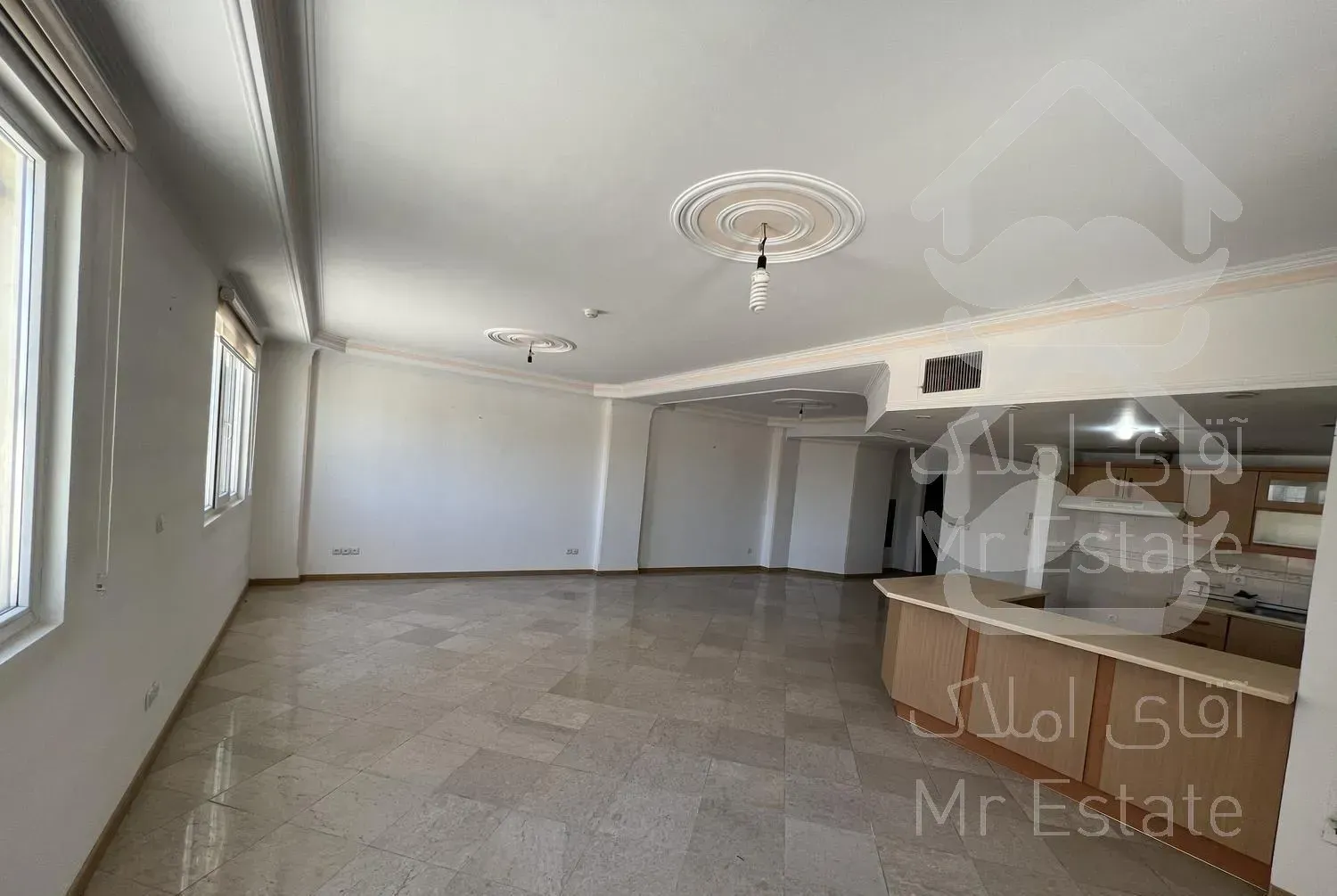 آپارتمان ۱۱۴ متری در ولنجک - اوین