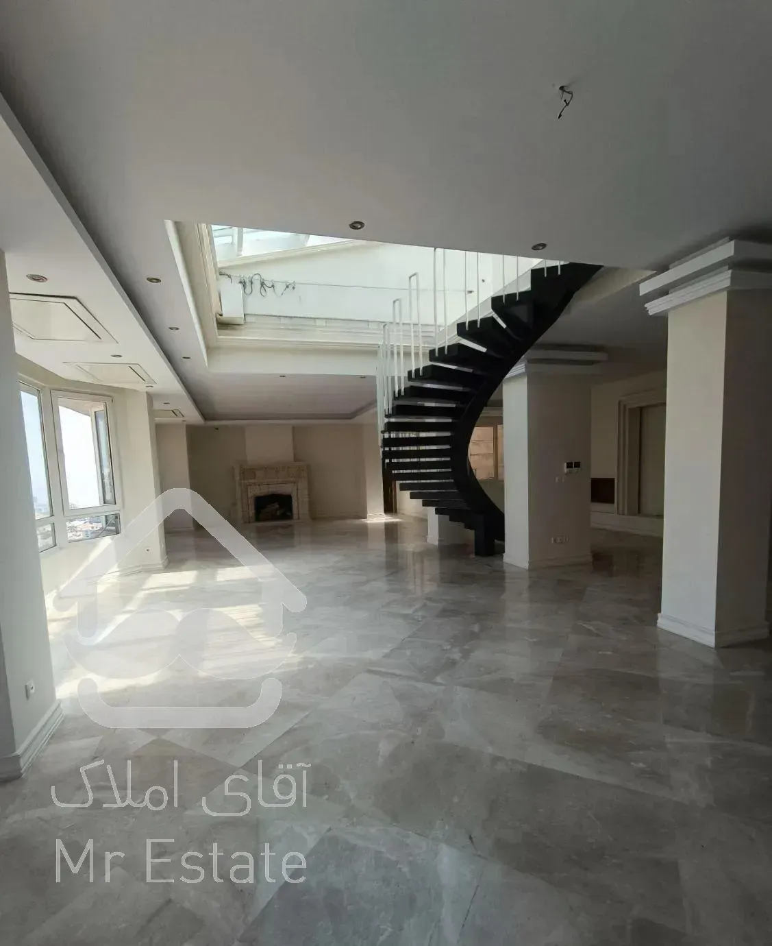 500 متر - پنت هاوس / 300 متر تراس