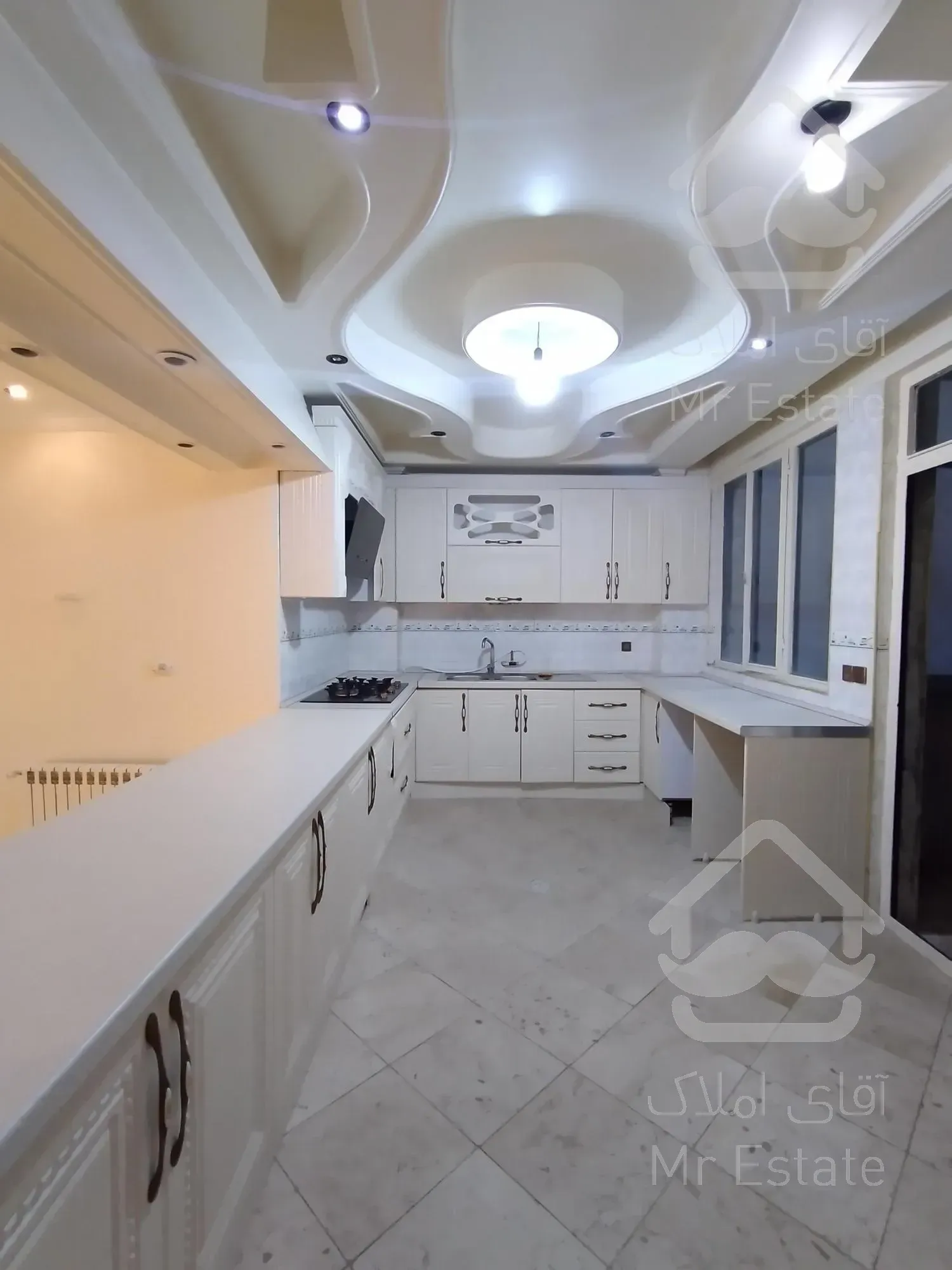 اکباتان ۷۰ متر ۲ خواب لاکچری فول امکانات