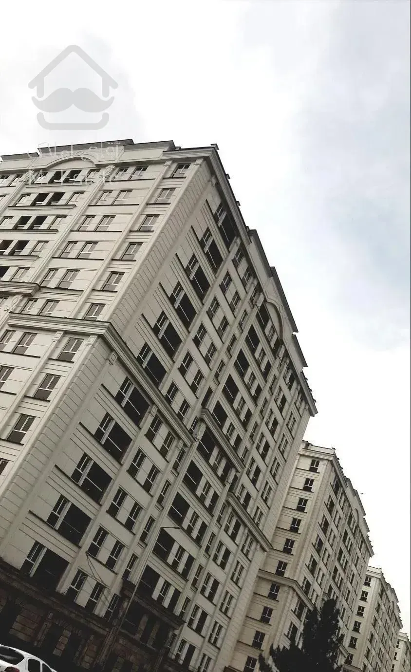 برج مجلل رونیکا پالاس  ۱۷۳ مترسه خواب پاسداران