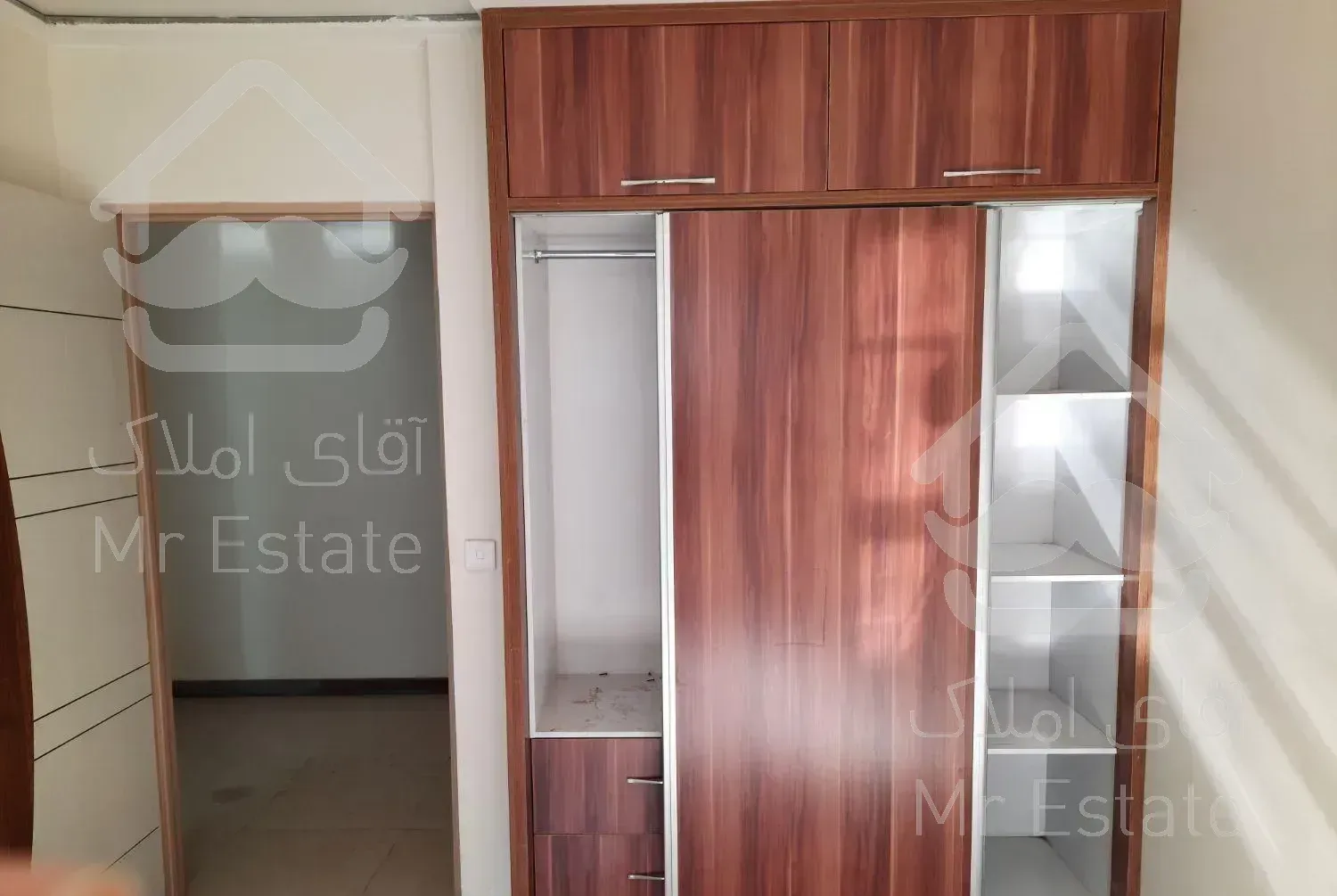 آپارتمان ۱۱۴ متری دو خوابه کلید نخورده