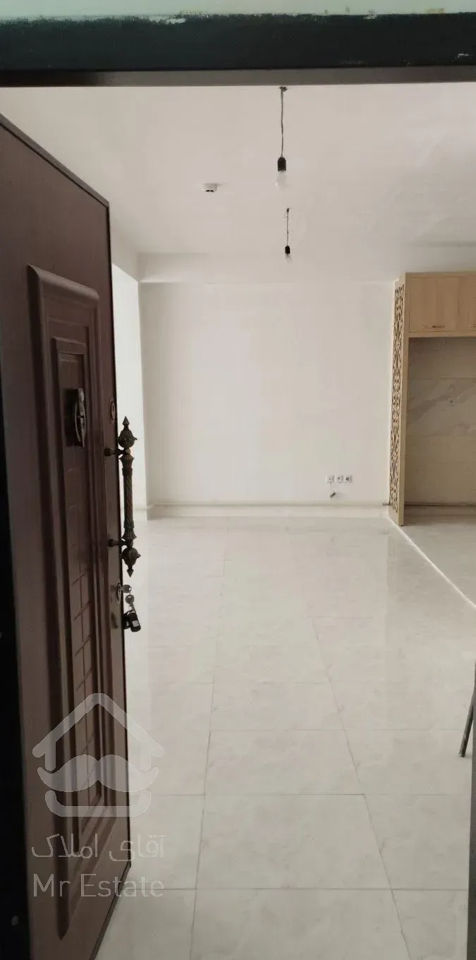 آپارتمان نوساز ۱۲۰ متری در شمس تبریزی