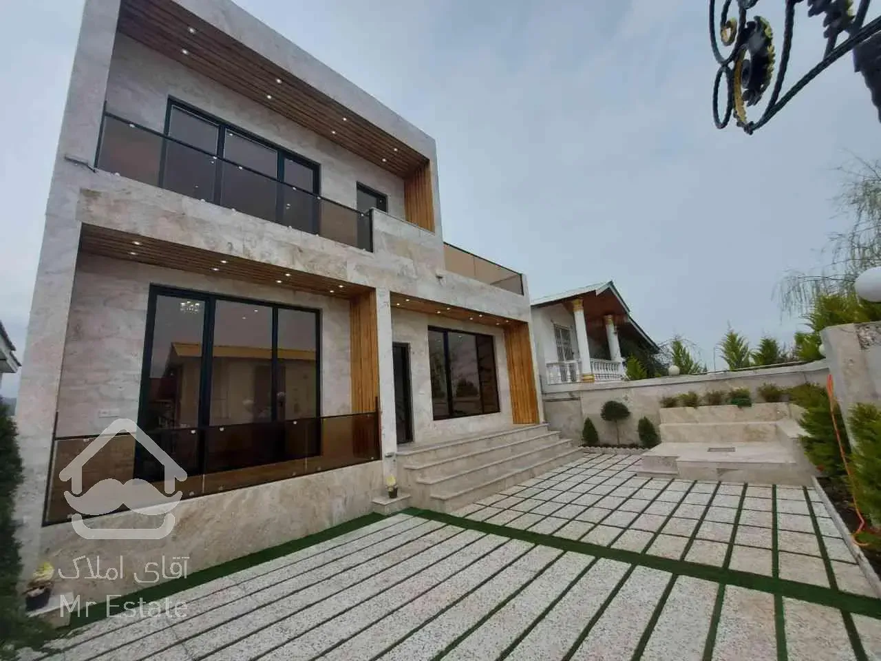 فروش ویلا ۲۰۰متری