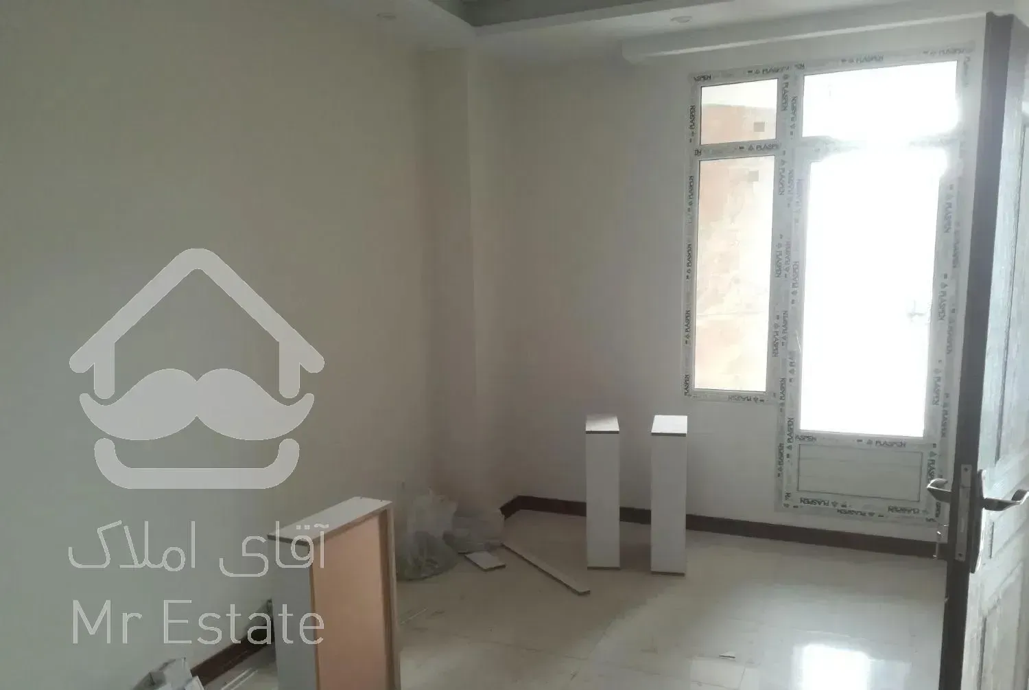 85 مترنوساز تهران ویلا واحد آخر رو به آفتاب