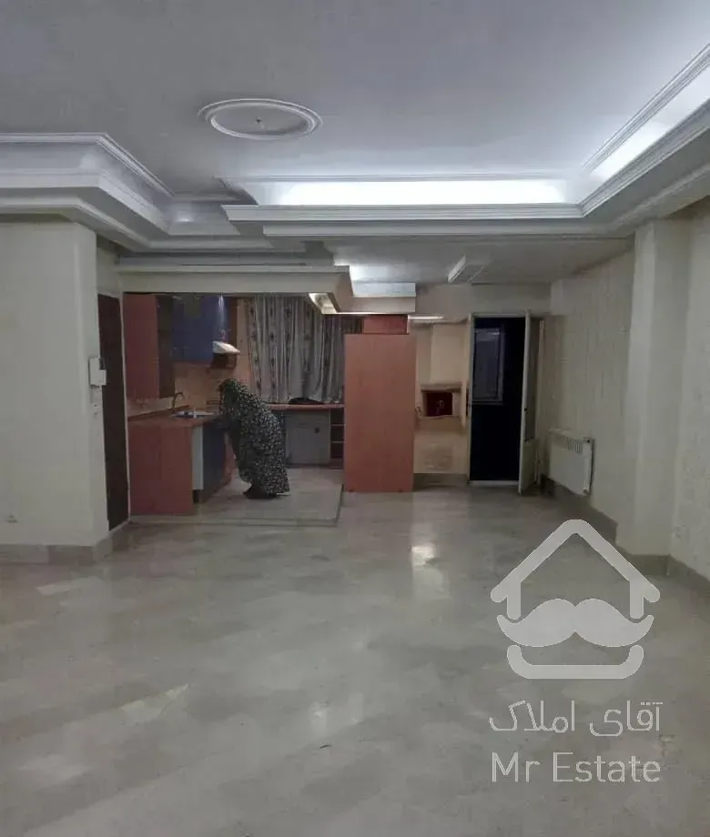 آپارتمان ٩٨ مترى فرعی بهارتهرانپارس