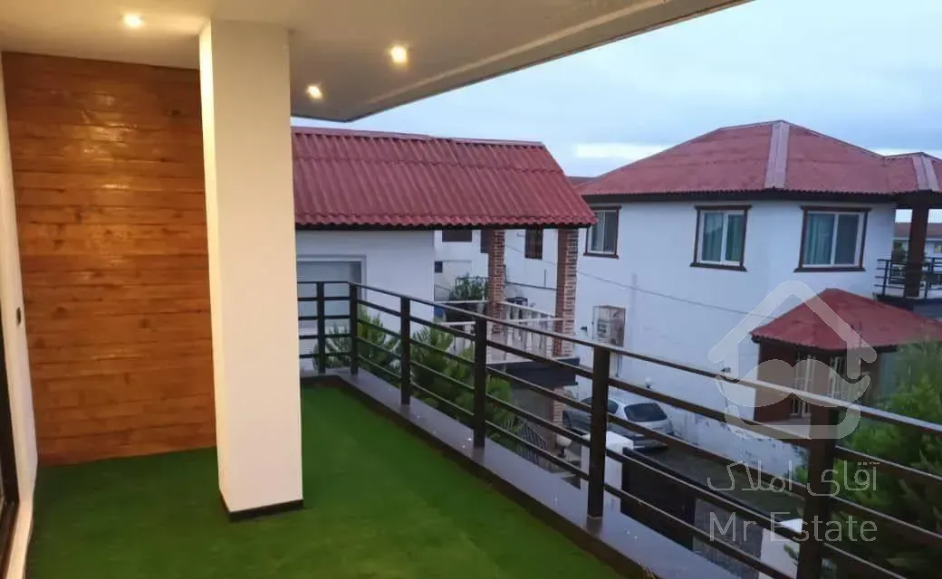 فروش خانه ویلایی ۳۳۰ متری ۵ خوابه