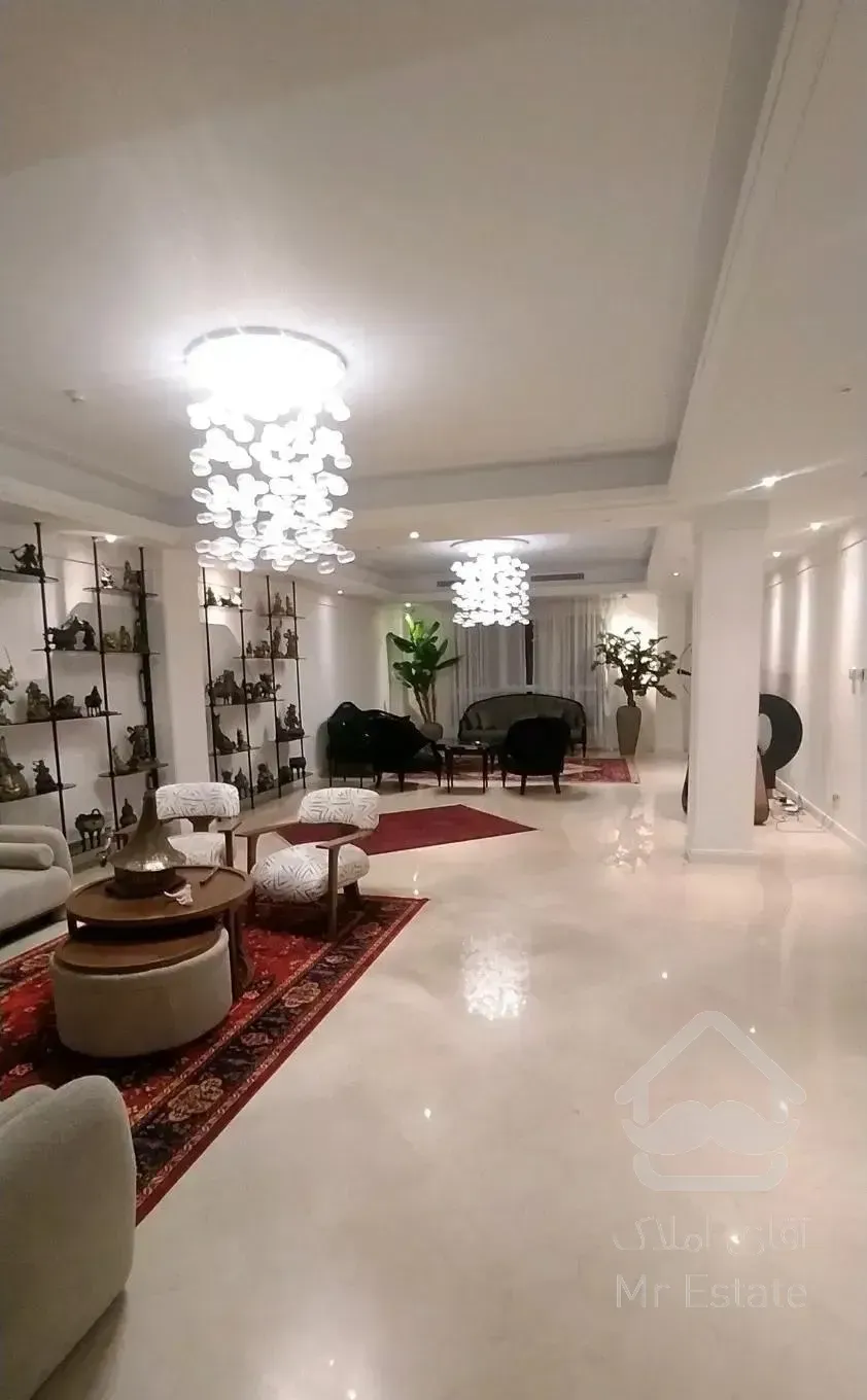 ولنجک ۳۲۰ متر / ۵۰ متر تراس/ طبقات بالا
