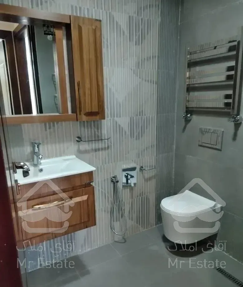 ۹۸متر/۲خواب/ویوکل تهران/سالن پرده خور/برج نشین ها