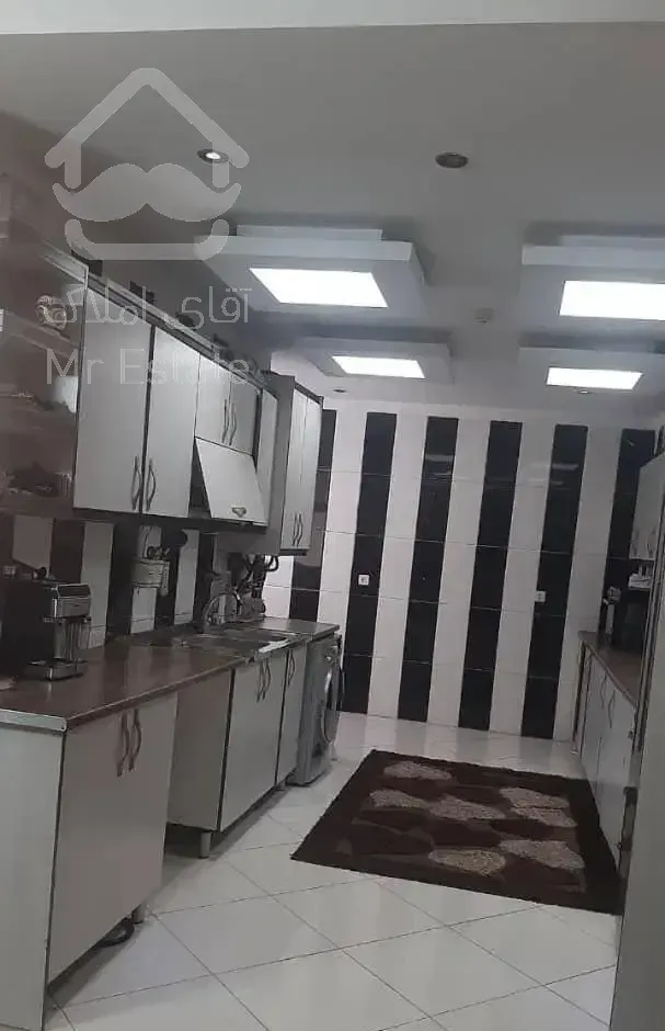 ۱۱۵ متر عارف جنوبی با انباری