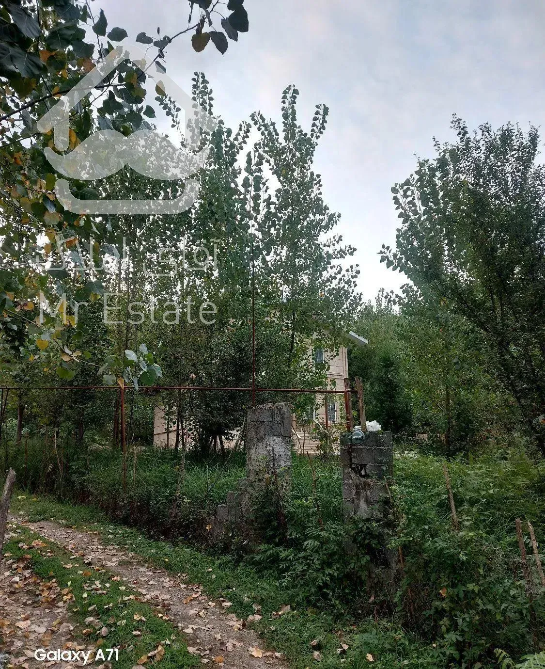 ۶۰۰ متر زمین مسکونی ۱۵۰ متر ویلا نوساز دوبلکس