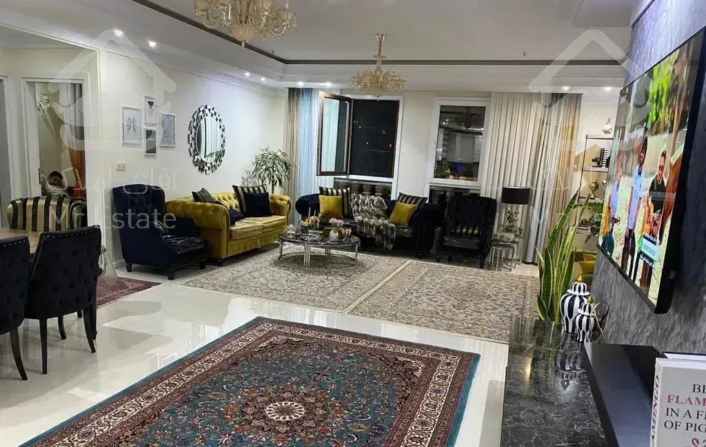 میرداماد میدان مادر ۱۱۰ متر ۵ ساله  غرق در نور