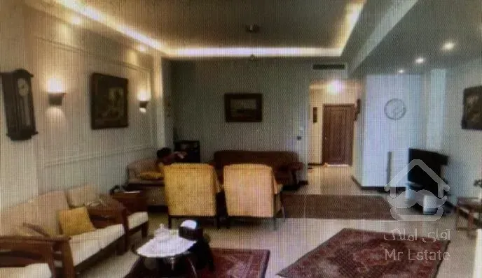 ۱۱۰ متر حکمت ۲ خ طبقه۴ نقشه عالی/ نور مستقیم