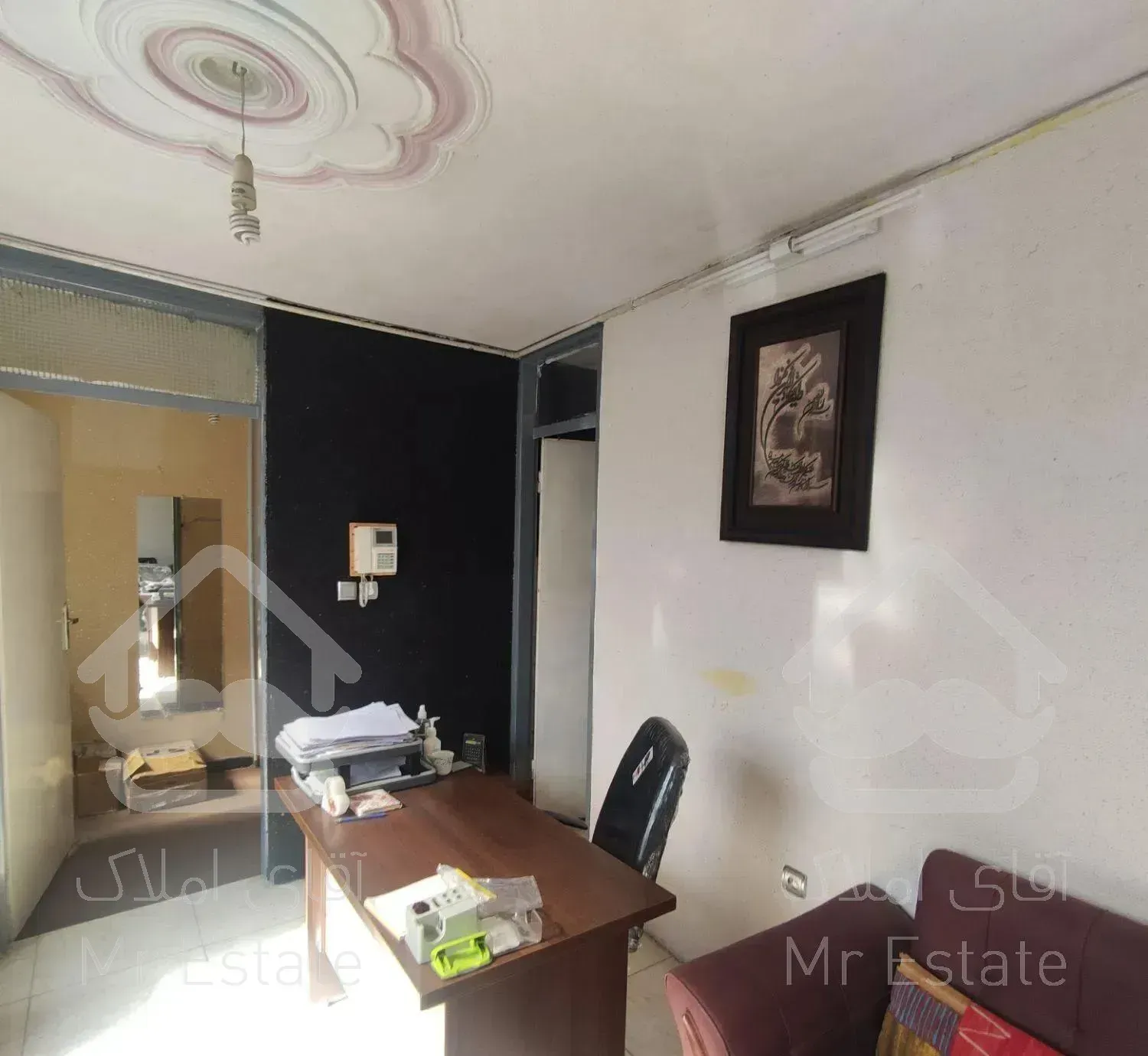 طبقه اول/دربست/مناسب سکونت/دفتر