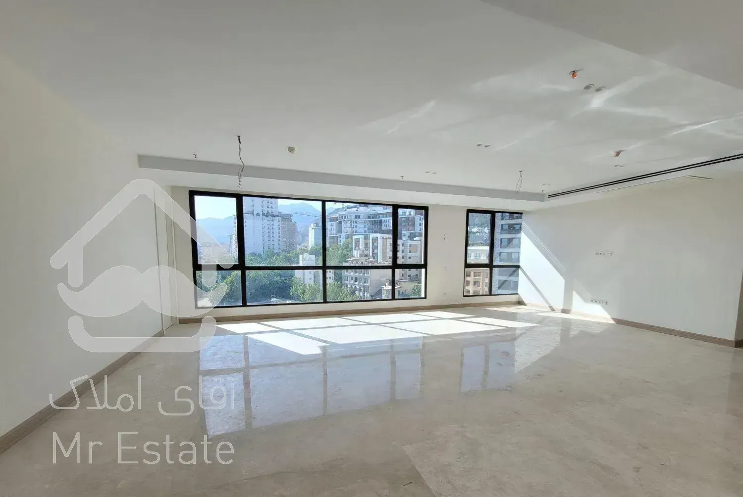 برج باغ ۲۲۰متر ویو شهر تراس مشاعات هتلینگ