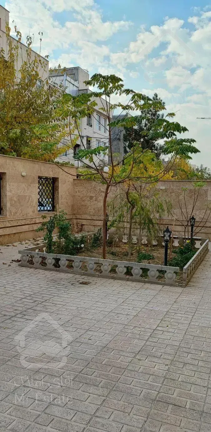 119متر سه خواب شخصی ساز دریاچه چیتگر