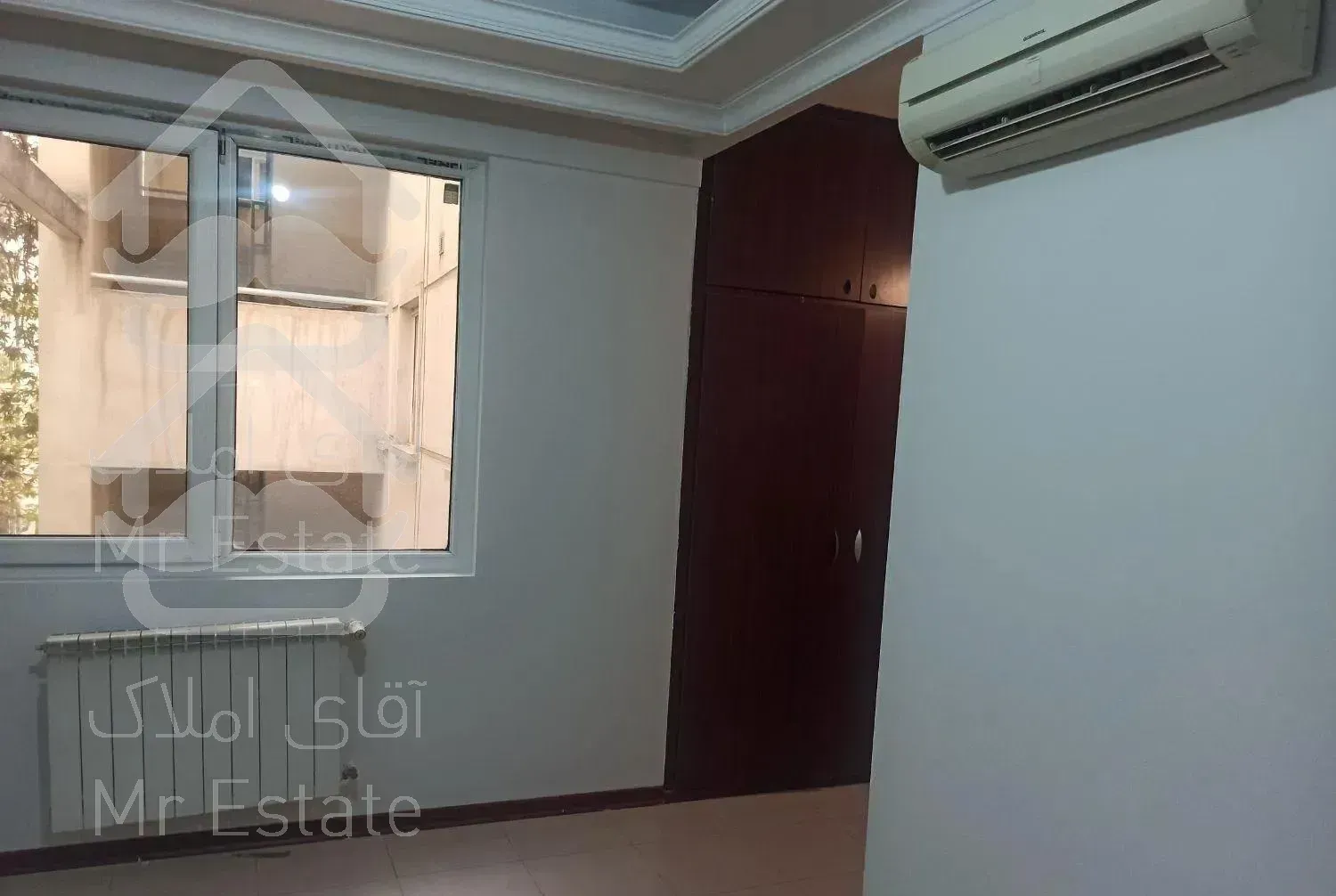 آپارتمان ۱۵۷ متر ۳خواب یه خواب آن مستر هست