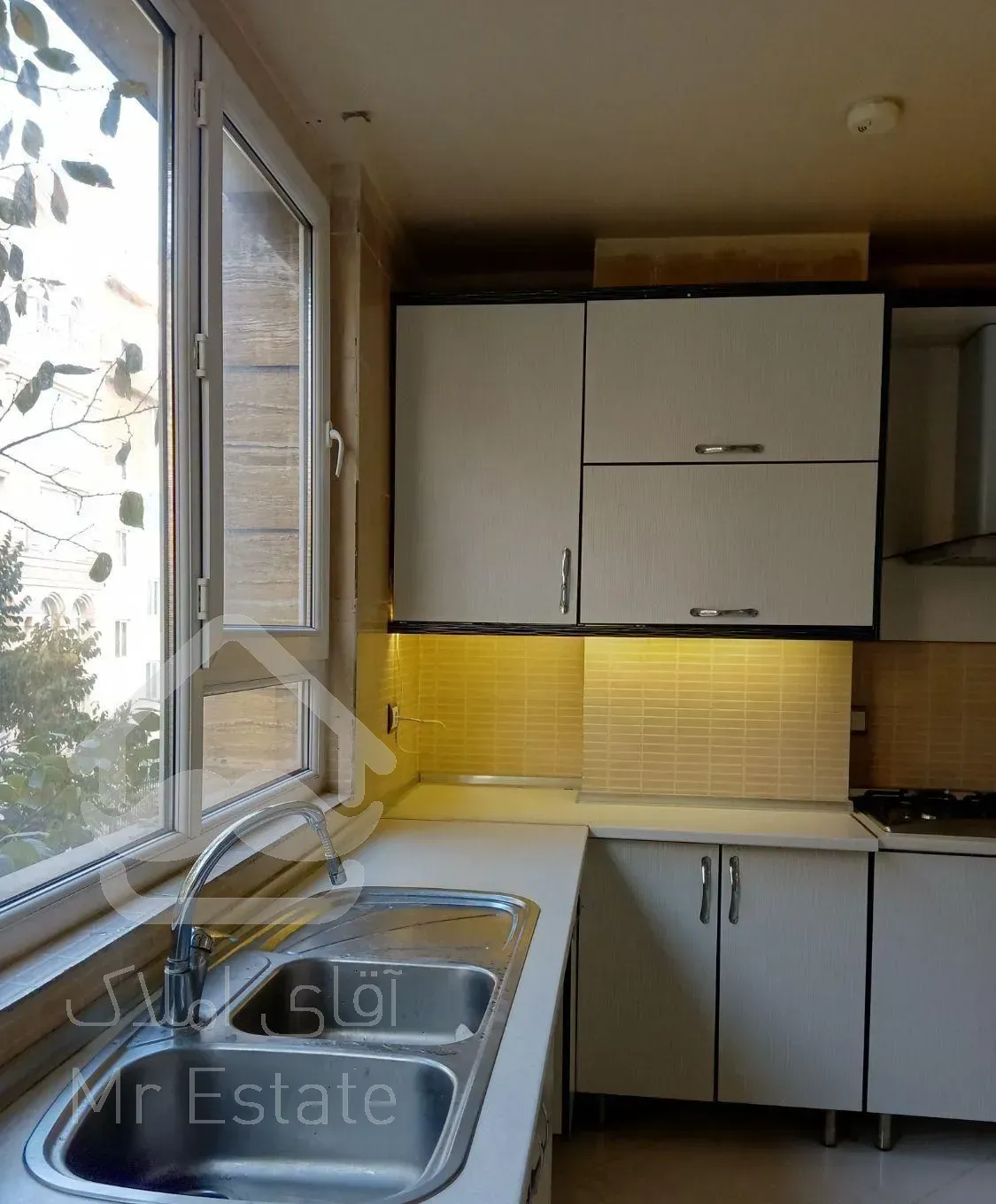 ۶۸مـتر ویو ابدی ( بلوار کمالی / رو به پارک )